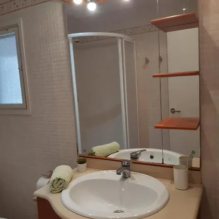 Córcega Palm Beach - Piscina Y Jardín